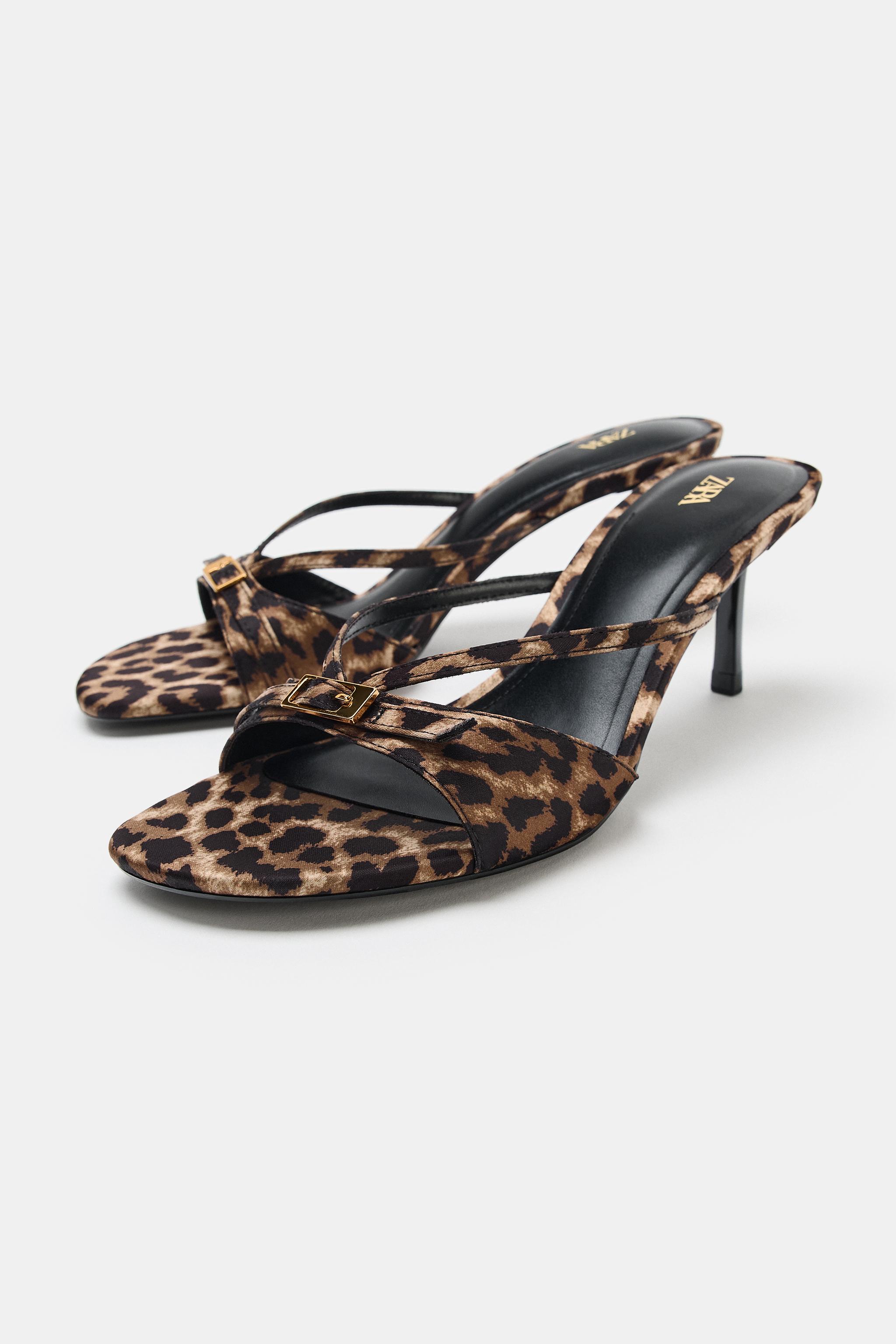 PRINTED HEELED SANDALS